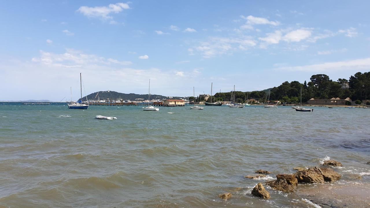 Appartement Moderne De 54 M, 2 Chambres La Seyne-sur-Mer Kültér fotó
